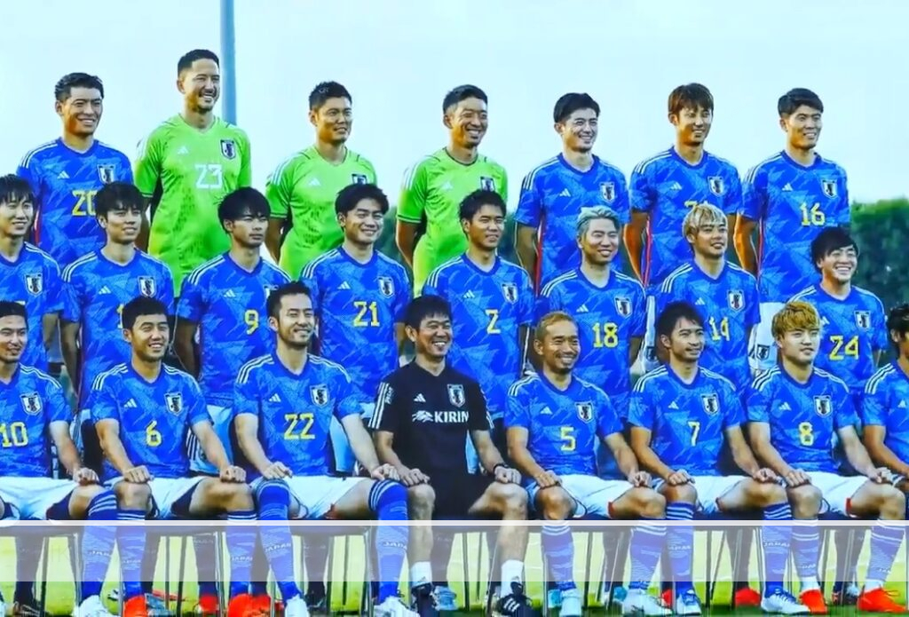 Tim Samurai Biru Jepang berhasil merajai Grup E Piala Dunia 2022 Qatar dan melaju ke babak 16 Besar. Foto : Tim sepakbola Jepang. Sumber : Facebook