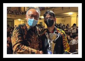 Denzell Malachi Freddynanto belakangan mencuri perhatian, karena prestasinya yang berhasil mewakili Indonesia di kompetisi debat bergengsi dunia, yakni Tournament of Champions, World Scholar's Cup di Universitas Yale, Amerika Serikat (As)