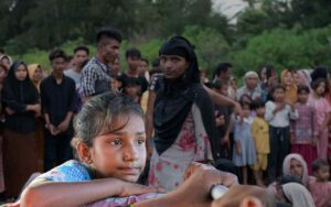 Kontroversi Rohingya: Warga Geruduk Kantor Gubernur Aceh