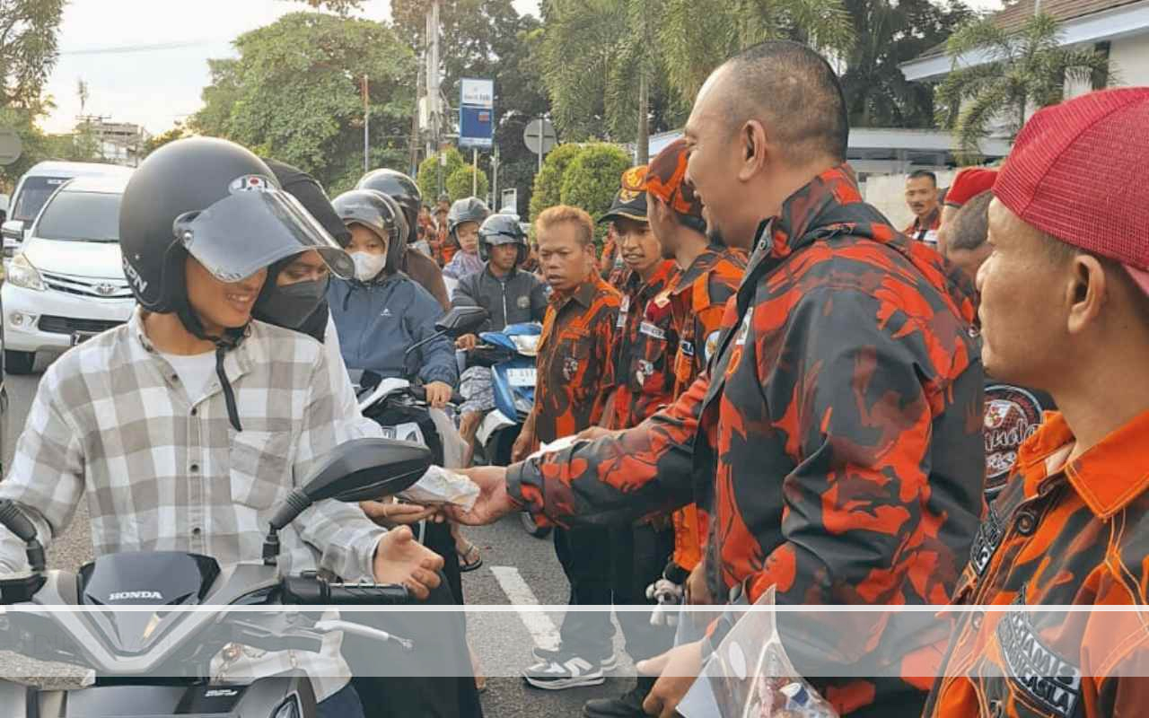 Anggota Pemuda Pancasila Ciamis Sesaki Gedung Pemkab