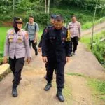 Angin Puting Beliung Robohkan Belasan Rumah di Jatinagara