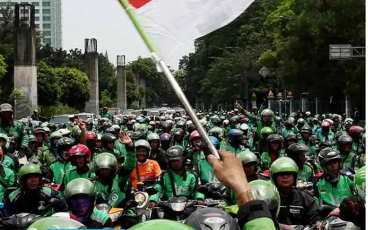 THR Ojol dan Statusnya, Kemenaker: Mereka Mitra bukan Pekerja