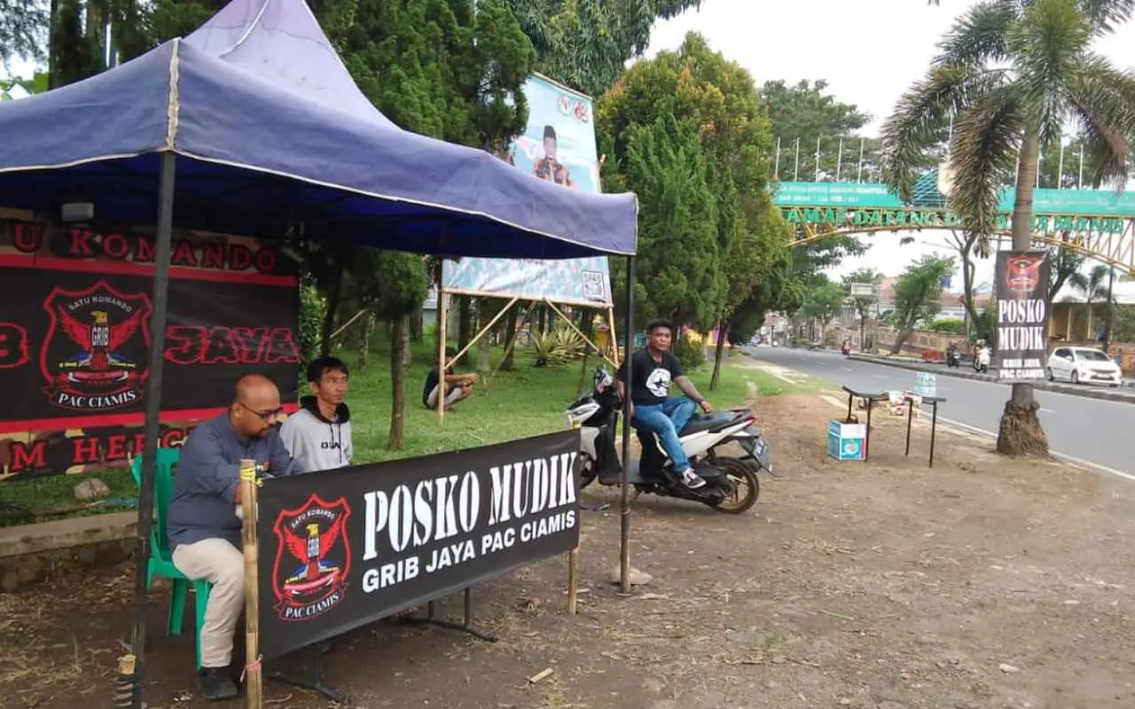 Posko Mudik Grib Sambut Pemudik Lintas Jalan Nasional III