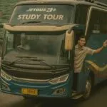 Larangan Study Tour KDM Membuat Ribuan Keluarga ini Merana. Gambar Ilustrasi Ai