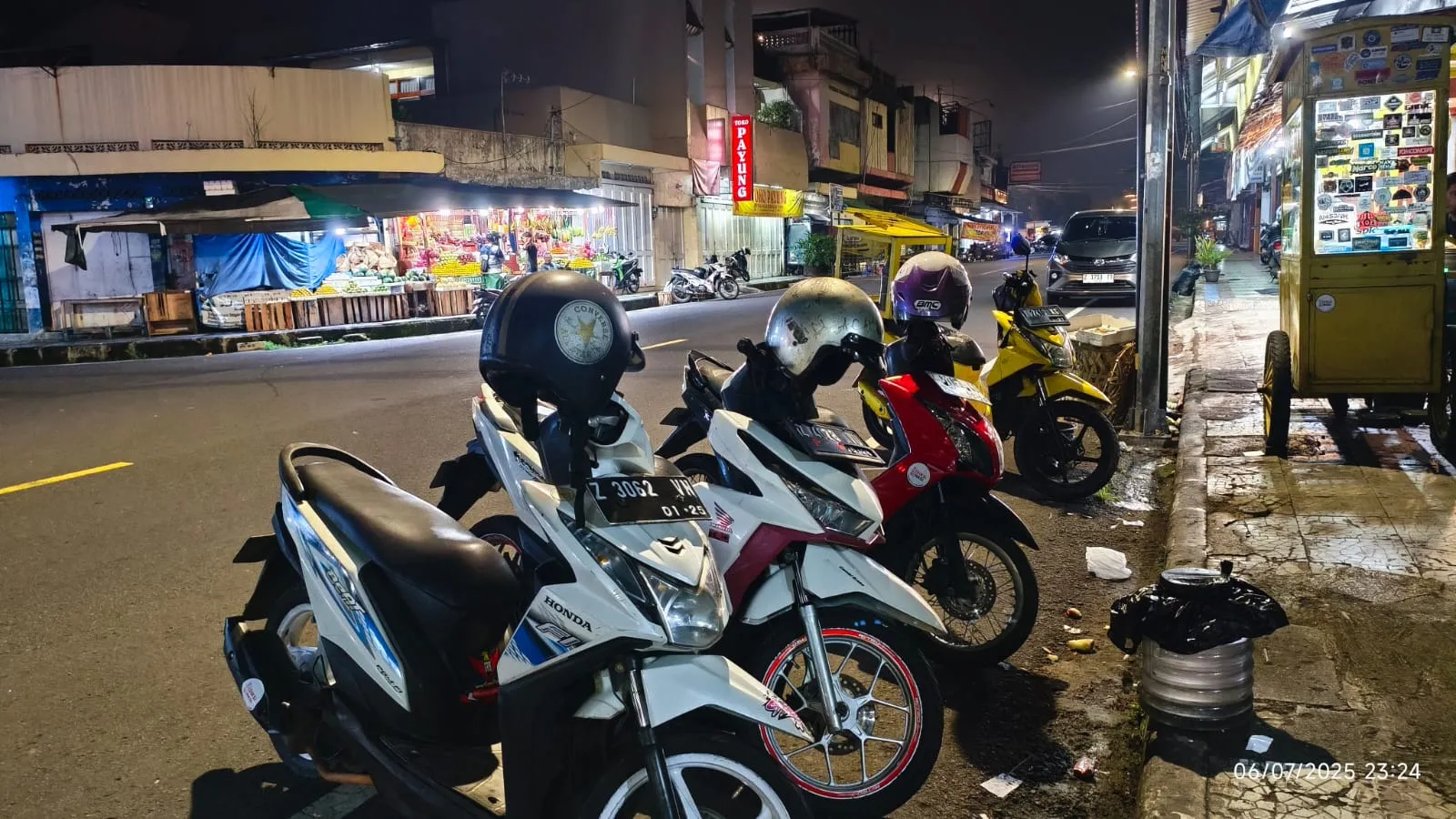Nasi Kuning Mang Aji, Pertolongan Pertama pada Kelaparan