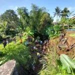 Bendung Nagawiru Longsor, Ratusan Warga Gotong Royong
